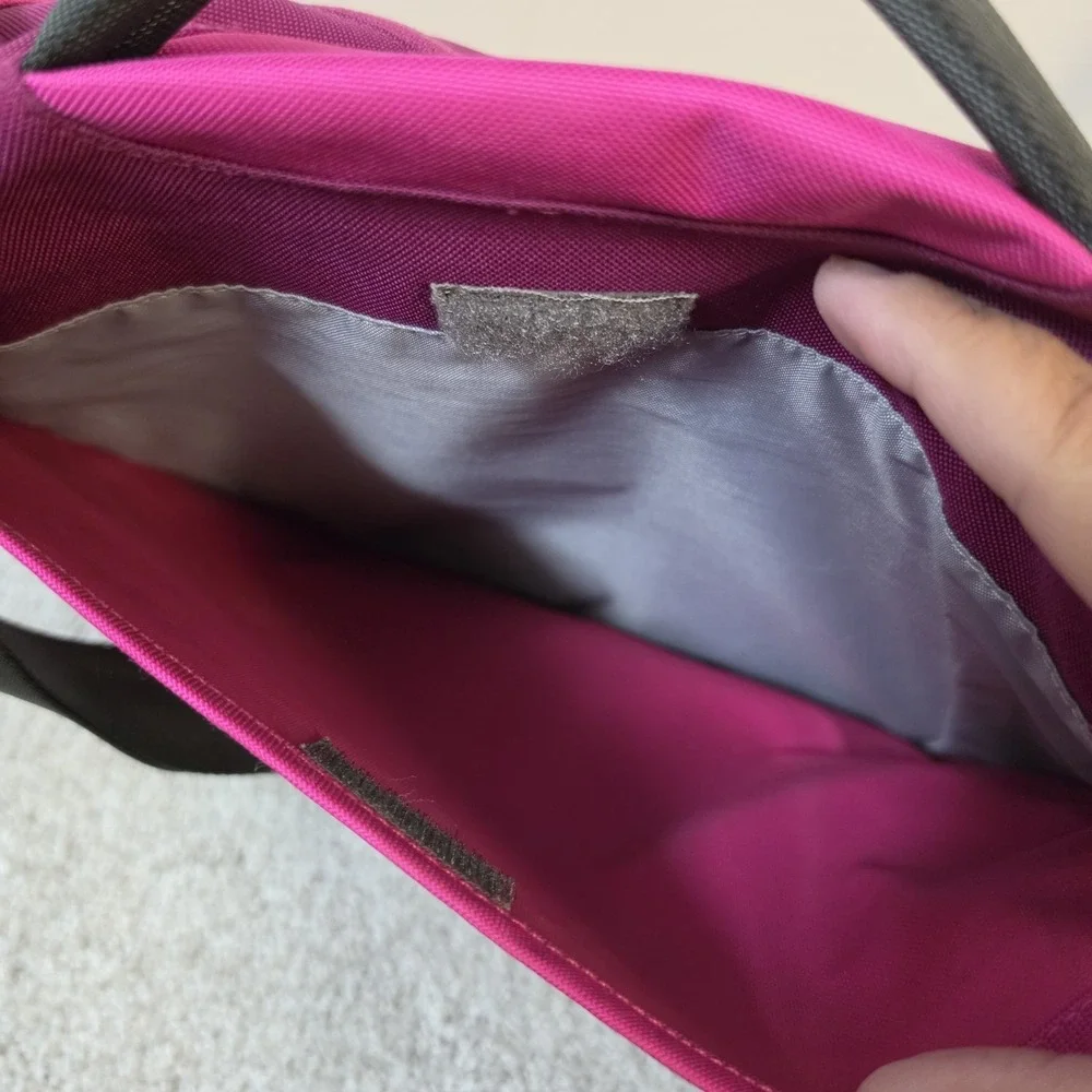 Patagonia Mini Mass Messenger Bag Purple Reflective Adjustable Strap